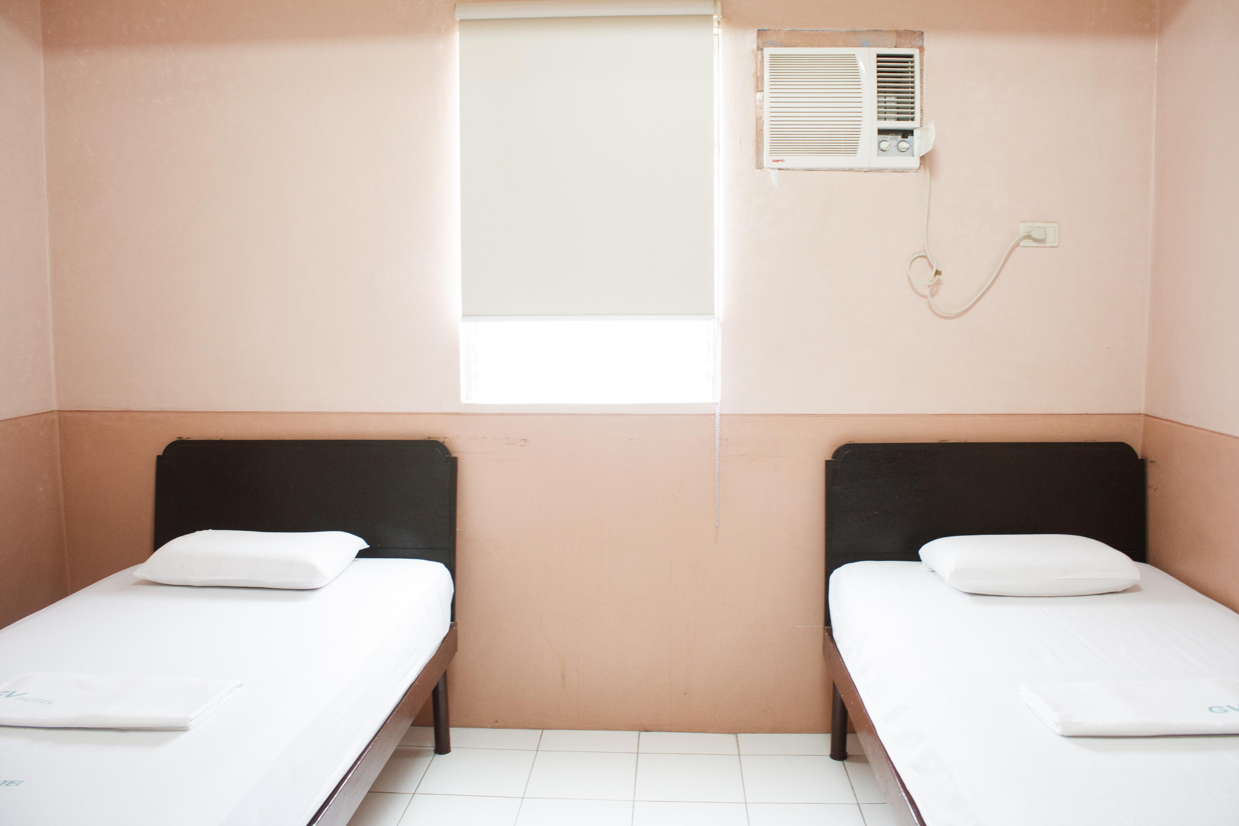 GV Hotel - Naval Biliran Eksteriør billede