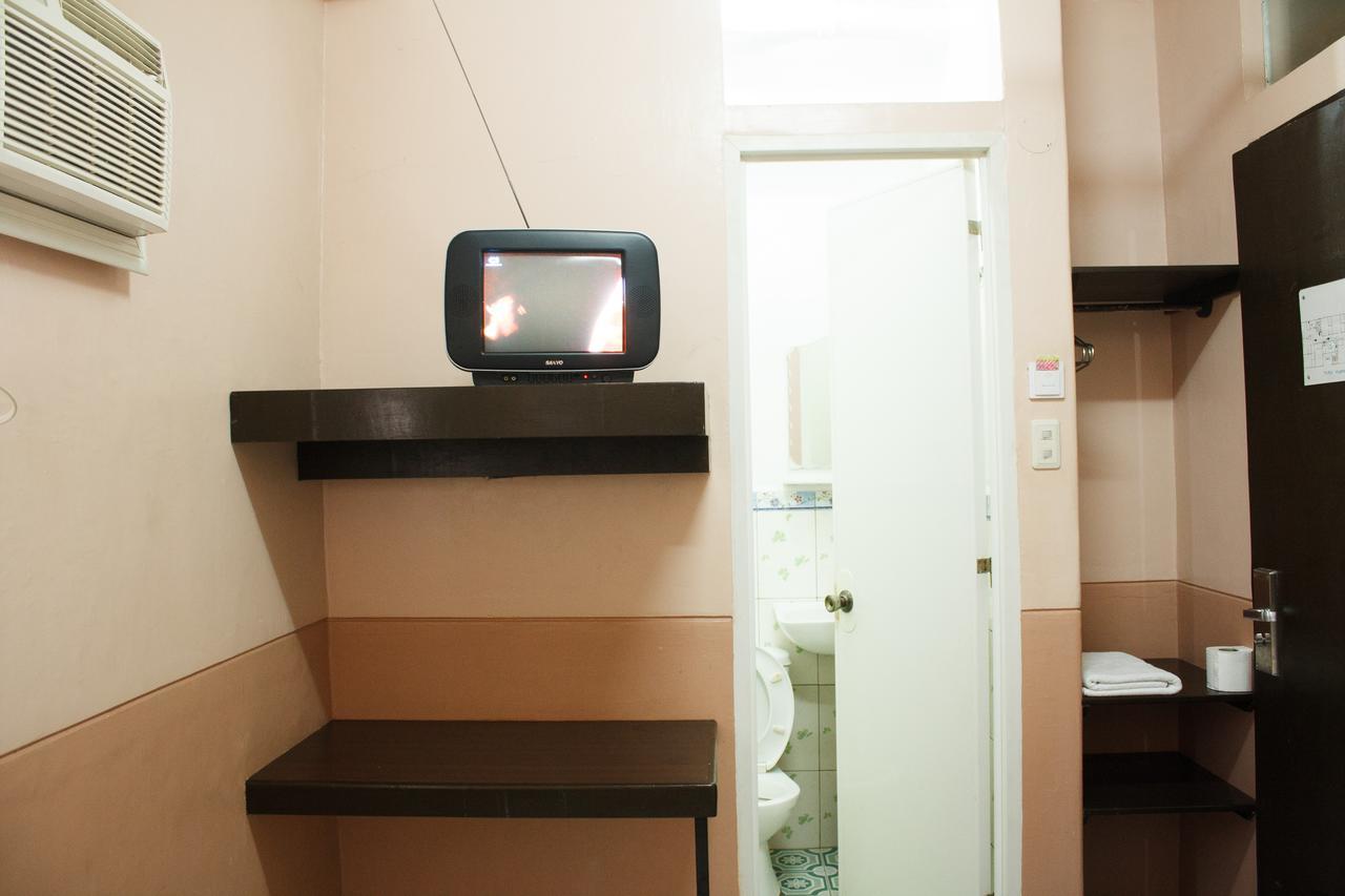 GV Hotel - Naval Biliran Eksteriør billede