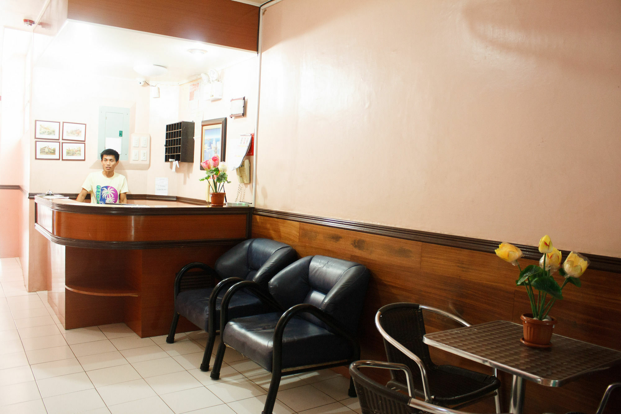 GV Hotel - Naval Biliran Eksteriør billede